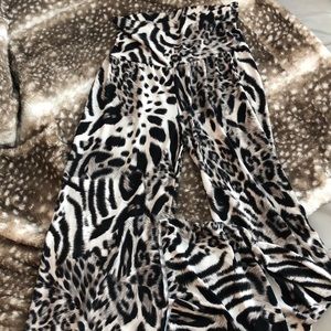 Vicci vicci animal print high waits pants